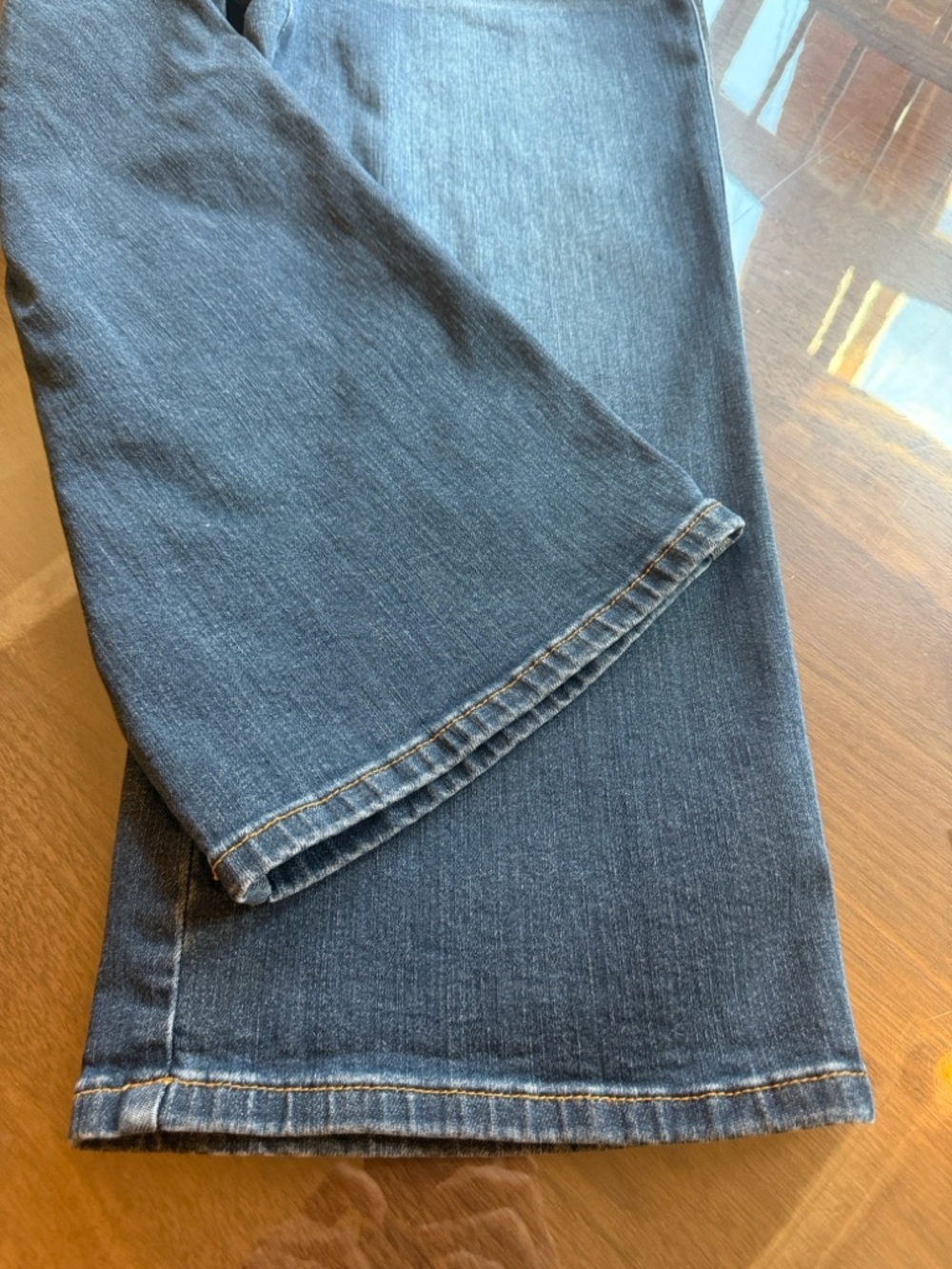 Judy Blue Wide Leg Crop size 11/30 - Picture 6 of 10